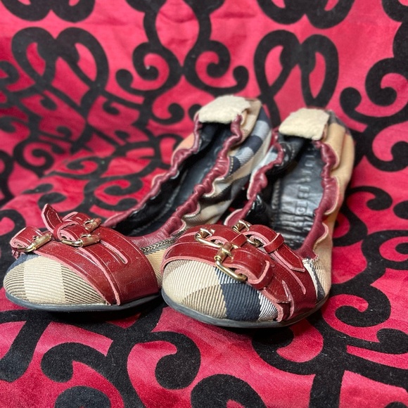BURBERRY FALCON CHECKERED BALLET SHOES - Picture 1 of 13